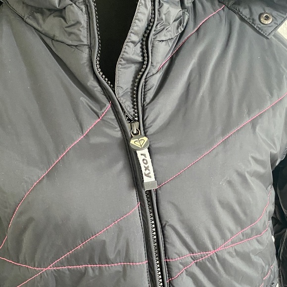 Roxy Black Snowboard/Ski Jacket with removable Hood - Picture 2 of 16